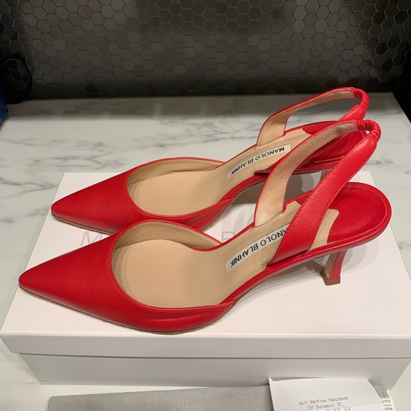 Manolo Blahnik Carolyne 70 Slingback Heels - Picture 3 of 5